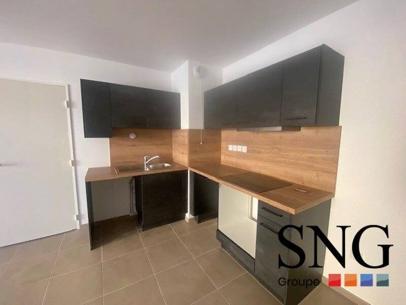 Maison à louer, 51m², MARSEILLE 14E