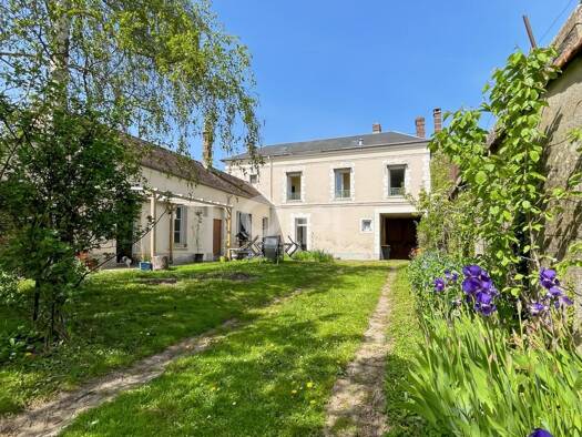 Maison de ville à vendre 239 000 € 5 pièces 3 chambres 135 m² 778 m² de terrain Saint-André-de-l'Eure 27220