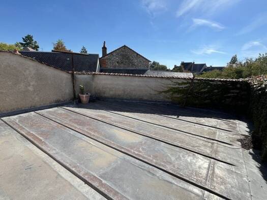 Maison à louer 690 € 4 pièces 3 chambres 139,8 m² Mehun-sur-Yèvre 18500