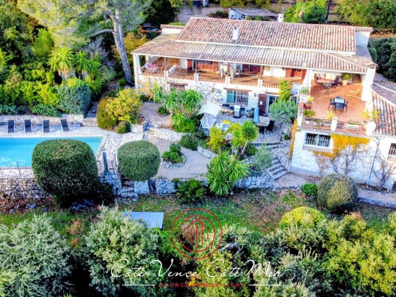Maison à vendre, 272m², TOURRETTES SUR LOUP