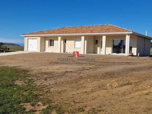 Maison de plain-pied à vendre 264 000 € 4 pièces 3 chambres 110 m² 1 000 m² de terrain Cavignac 33620