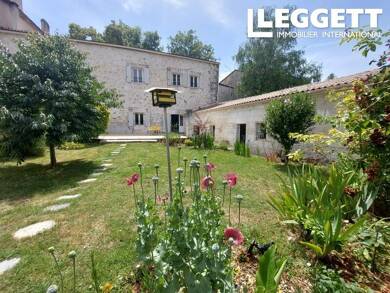 Maison à vendre 336 000 € 10 pièces 5 chambres 280 m² 883 m² de terrain Vouzan 16410