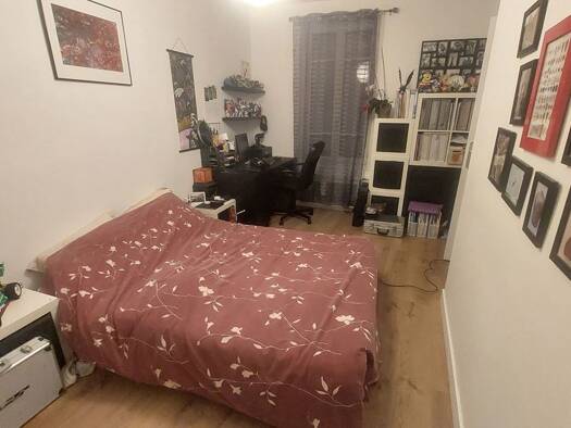 Appartement à louer 710 € 2 pièces 1 chambre 49 m² Étage 2/2 Étampes 91150