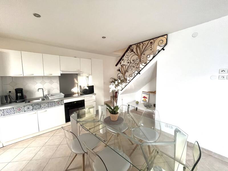 Maison à louer, 50m², ENSUES LA REDONNE