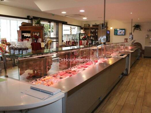 Boucherie / Charcuterie à vendre Fonds de commerce 200 000 € 11 pièces 300 m² de surface de vente Chabanais 16150