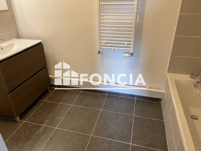 Maison à louer, 63m², SAINT MARTIN LE VINOUX