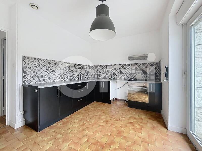 Maison à louer, 96m², SAINT PANTALEON DE LARCHE