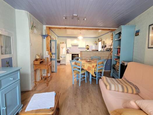Duplex à vendre 80 000 € 3 pièces 2 chambres 56 m² Étage 2/3 Serres 05700