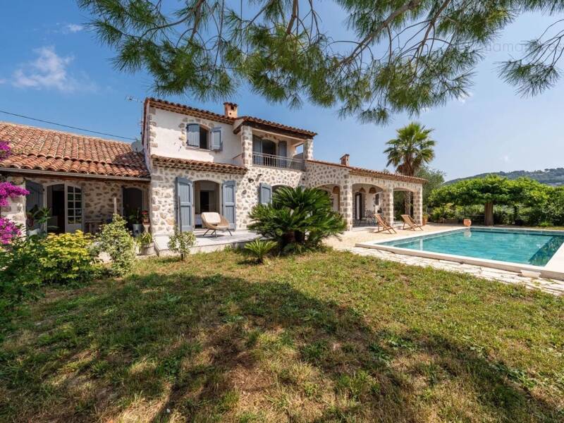 Maison à vendre, 182m², MOUANS SARTOUX