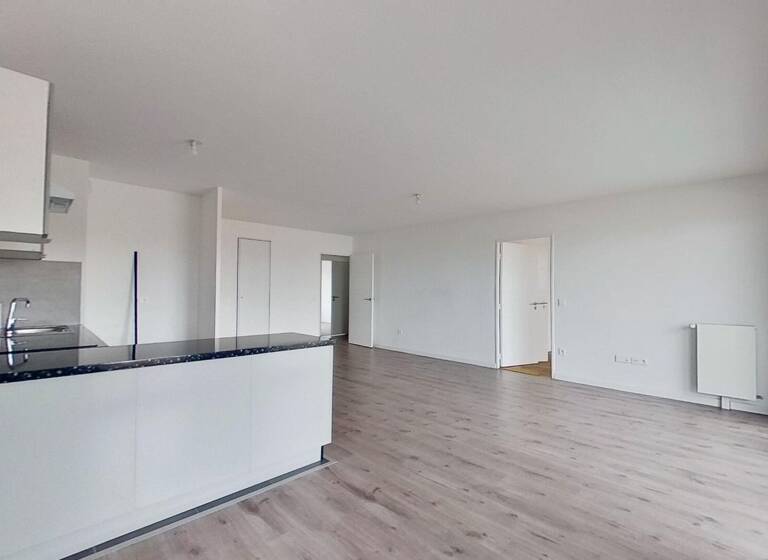 Appartement à louer 1 660 € 4 pièces 3<br/>chambres 86 m²<br/>superficie 4/5<br/>étage Nanterre 92000