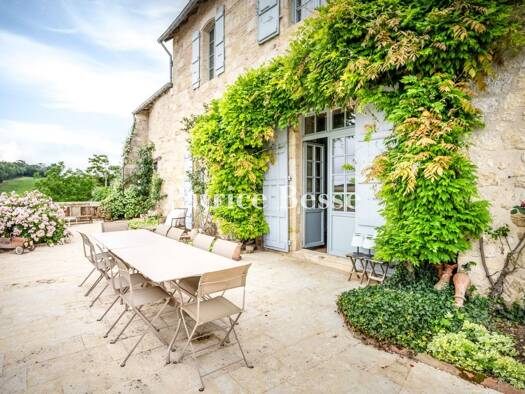 Maison à vendre 1 190 000 € 8 pièces 5 chambres 500 m² 13 183 m² de terrain Lachapelle 82120