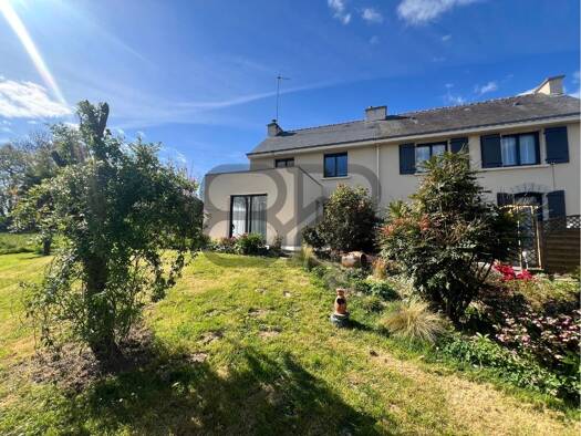 Villa à vendre 670 215 € 8 pièces 5 chambres 148 m² 3 000 m² de terrain Pluneret 56400