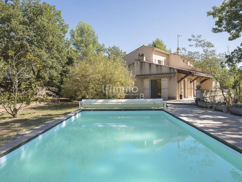 Maison à vendre, 220m², FLASSANS SUR ISSOLE