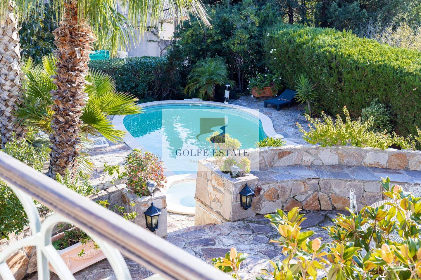 Maison à vendre, 183m², LA CROIX VALMER
