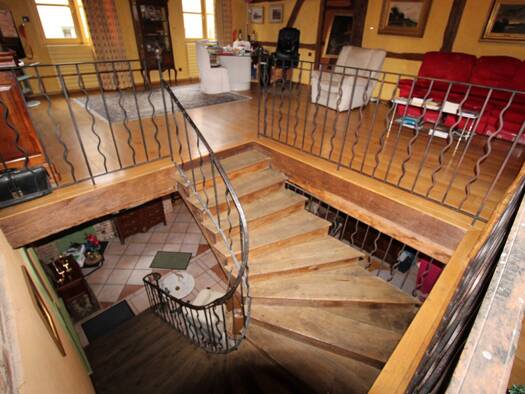 Maison à vendre 595 000 € 12 pièces 5 chambres 370 m² 12 m² de terrain Châtillon-sur-Chalaronne 01400