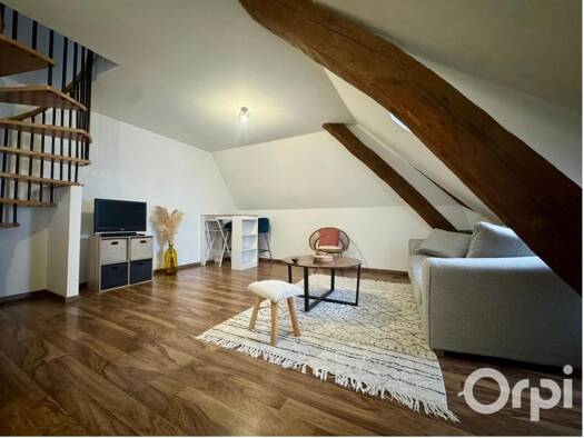 Duplex à vendre 118 900 € 3 pièces 2 chambres 55,4 m² Étage 3/3 Centre Ville Saint-Quentin 02100