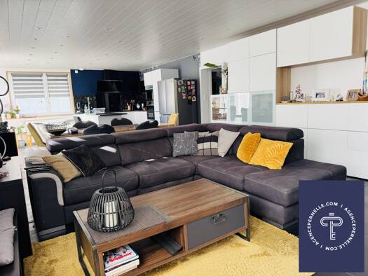 Maison à vendre 365 000 € 6 pièces 4 chambres 156 m² 470 m² de terrain Damprichard 25450