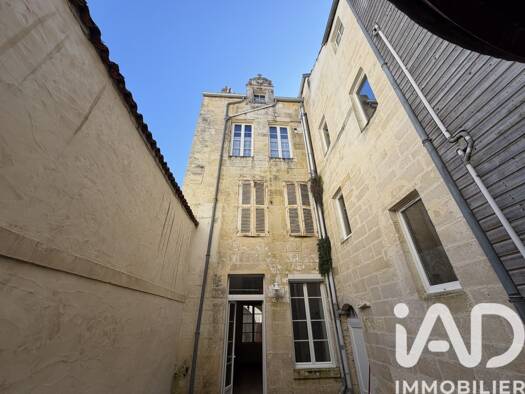 Appartement à vendre 210 000 € 2 pièces 1 chambre 37 m² RDC/2 Centre Ville La Rochelle 17000