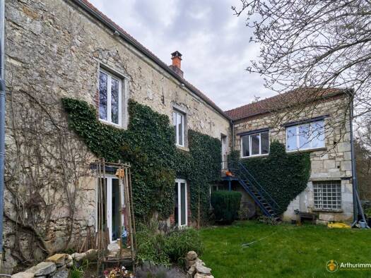 Maison à vendre 573 000 € 7 pièces 5 chambres 240 m² 8 290 m² de terrain Villers-Cotterêts 02600