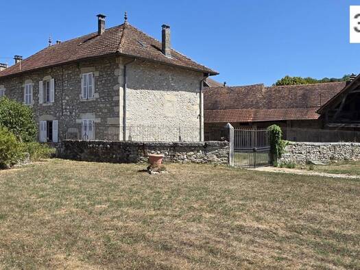 Ferme à vendre 338 000 € 7 pièces 4 chambres 170 m² 1 420 m² de terrain Arboys en Bugey 01300