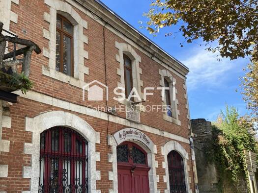 Immeuble à vendre 140 000 € 600 m² Gourdon 46300