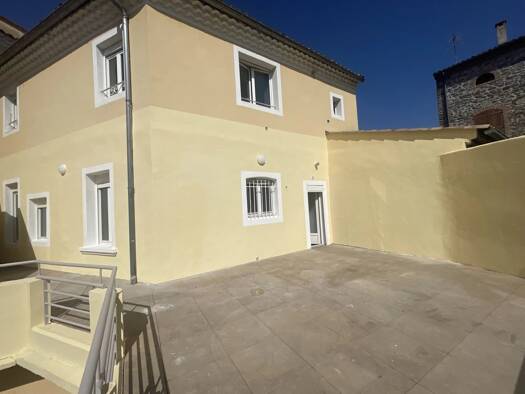 Appartement à louer 650 € 4 pièces 3 chambres 80,9 m² 1er étage Saint-Ambroix 30500