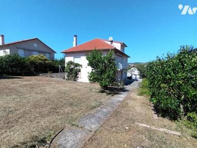 Maison à vendre 240 000 € 7 pièces 5 chambres 779 m² de terrain St Georges de Luzencon 12100
