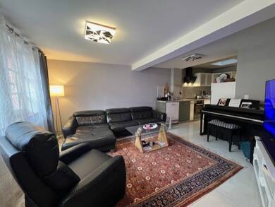 Maison à vendre 262 000 € 8 pièces 6 chambres 129,3 m² 77 m² de terrain Wissembourg 67160