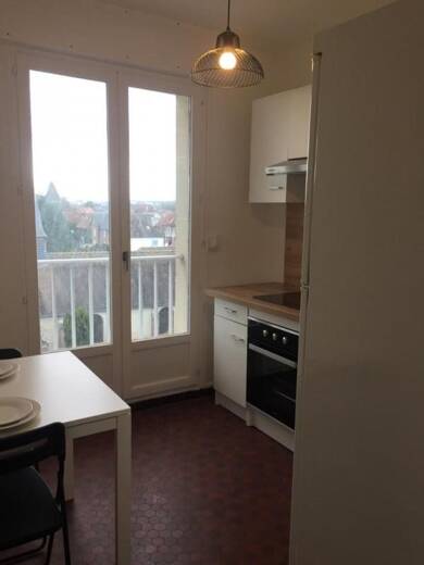 Appartement à louer 850 € 2 pièces 1 chambre 39 m² Capucins Compiègne 60200