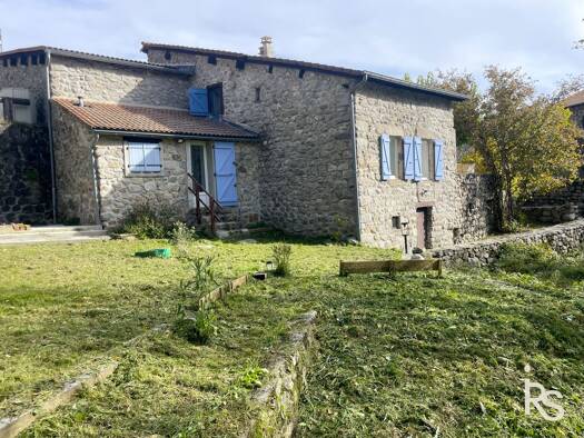 Maison à vendre 220 000 € 4 pièces 3 chambres 80 m² 558 m² de terrain Valgorge 07110