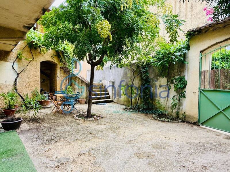 Maison à vendre, 198m², SAINT QUENTIN LA POTERIE