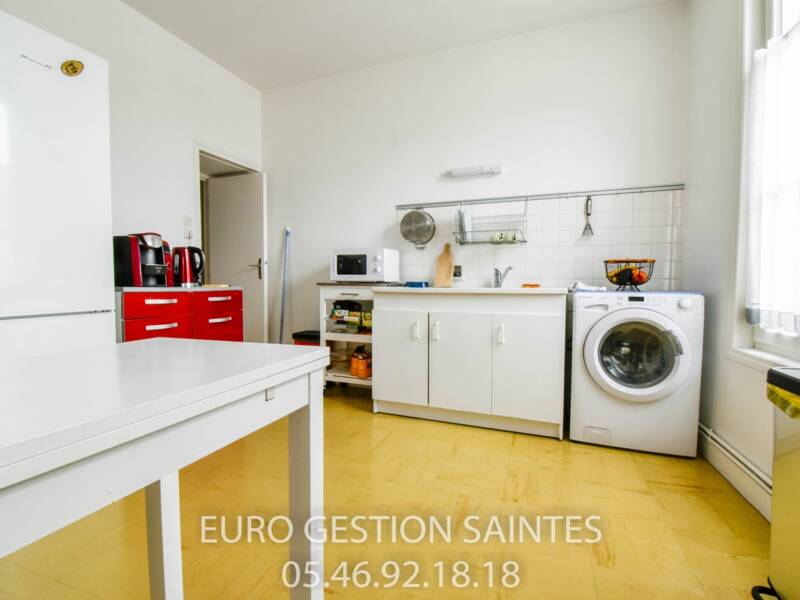 Maison à louer, 92m², SAINTES