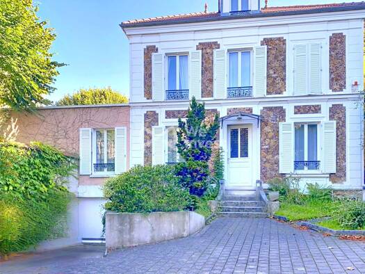 Maison à vendre 1 339 000 € 10 pièces 5 chambres 190 m² 639 m² de terrain L'Ile de la Roche Le Perreux-sur-Marne 94170