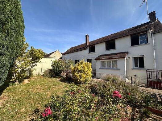 Maison à vendre 149 500 € 6 pièces 3 chambres 103 m² 469 m² de terrain Malay-le-Grand 89100