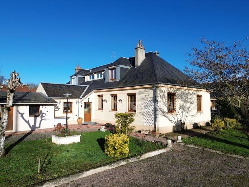 Maison à vendre, 130m², VARENNES VAUZELLES