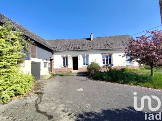Maison à vendre 99 000 € 4 pièces 2 chambres 83 m² 4 630 m² de terrain Harcigny 02140