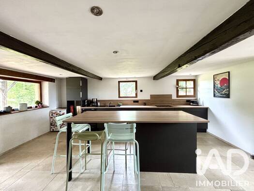 Maison à vendre 198 000 € 4 pièces 3 chambres 96 m² 1 655 m² de terrain Montpont-en-Bresse 71470