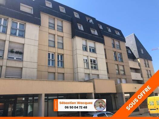 Appartement à vendre 137 990 € 3 pièces 2 chambres 75 m² Étage 5/5 Quartier du Centre Le Mans 72000