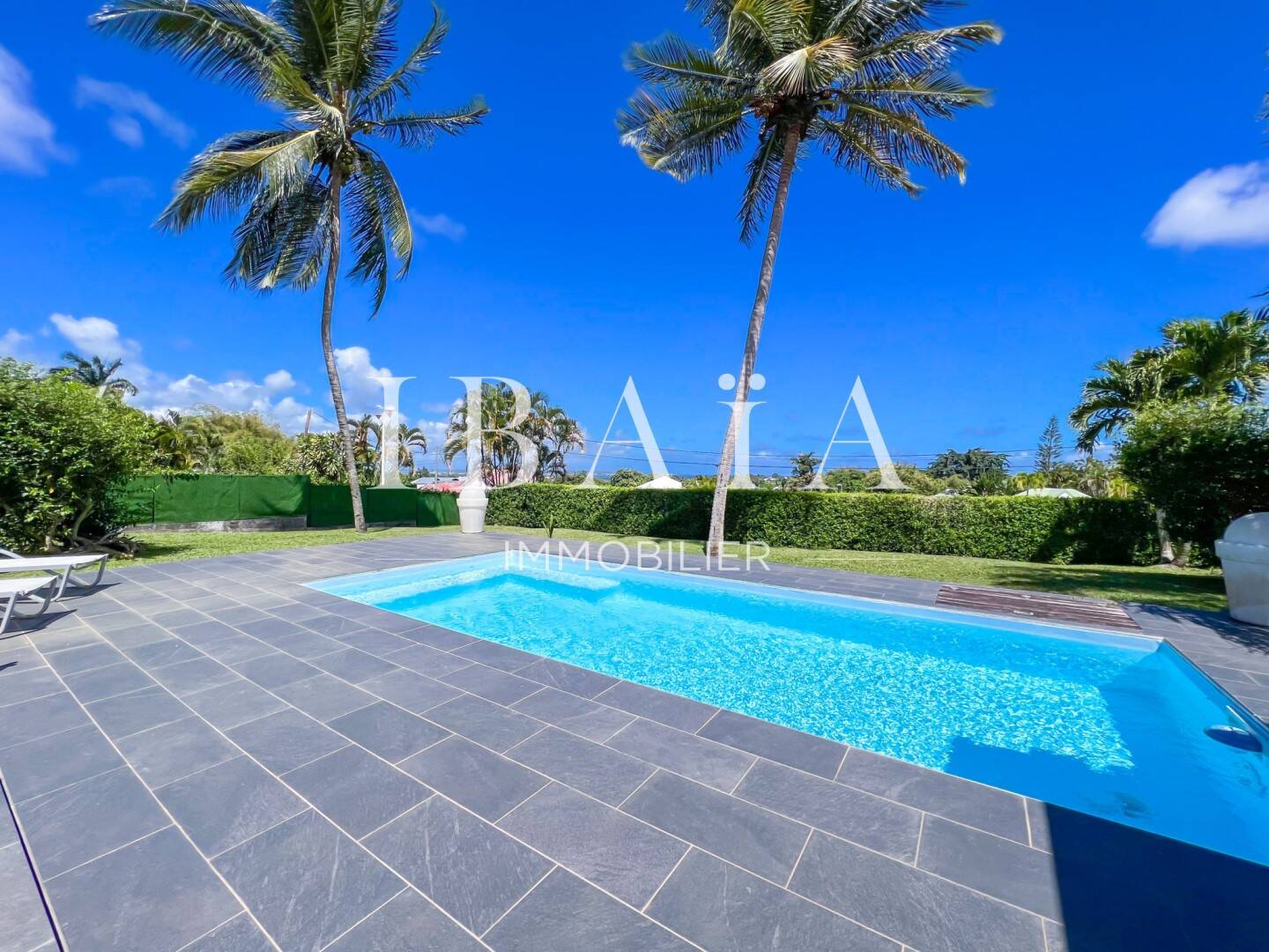 Maison à vendre, 131m², PETIT BOURG