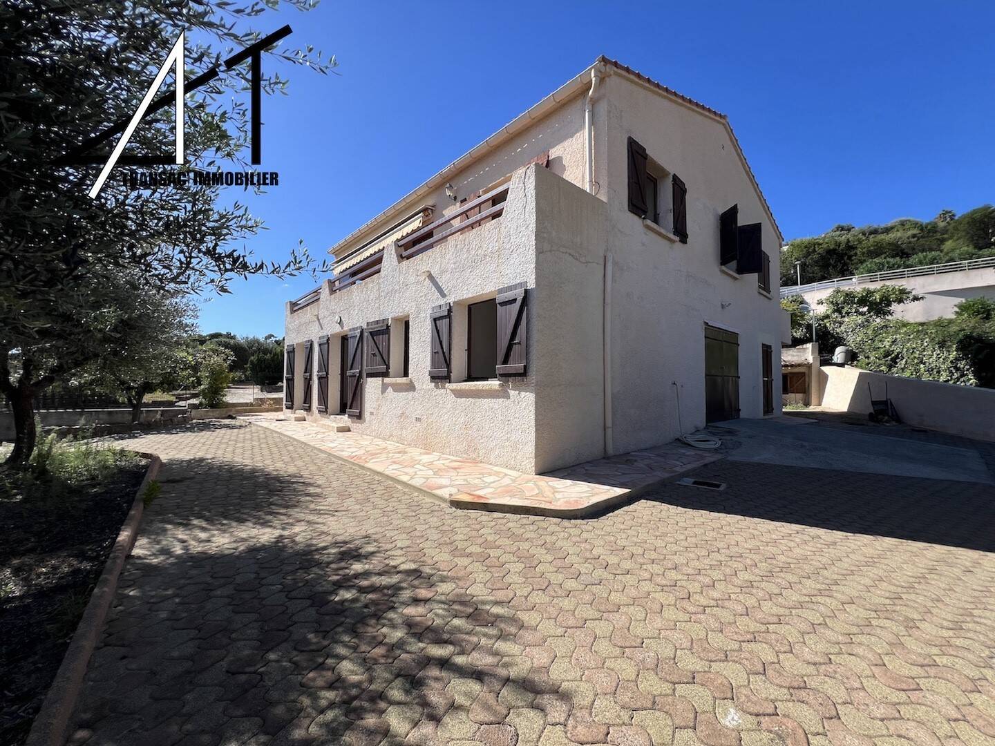 Maison à vendre, 190m², SARI SOLENZARA