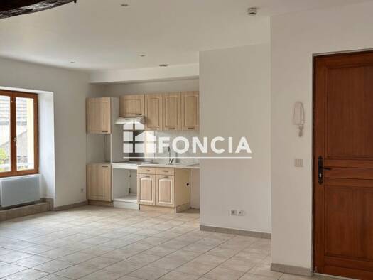 Duplex à louer 935 € 4 pièces 3 chambres 81,3 m² 1er étage Morigny-Champigny 91150