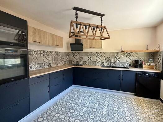 Maison à vendre 213 840 € 7 pièces 5 chambres 161 m² 556 m² de terrain Ossun 65380