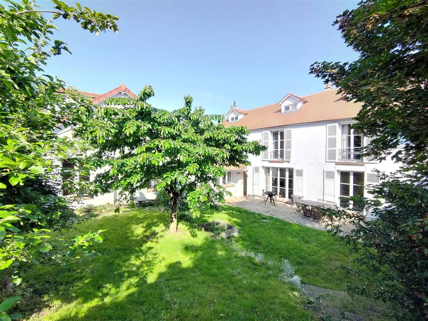 Maison à vendre, 272m², MORAINVILLIERS