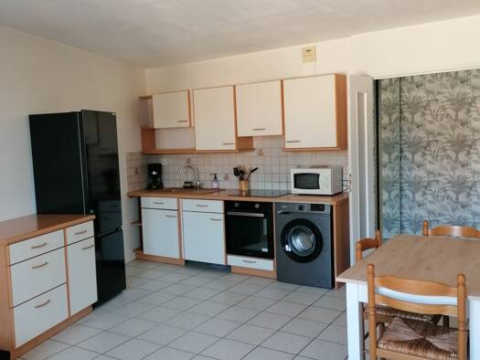 Appartement à louer 730 € 2 pièces 1 chambre 40 m² Étage 1/2 Chazay-d'Azergues 69380