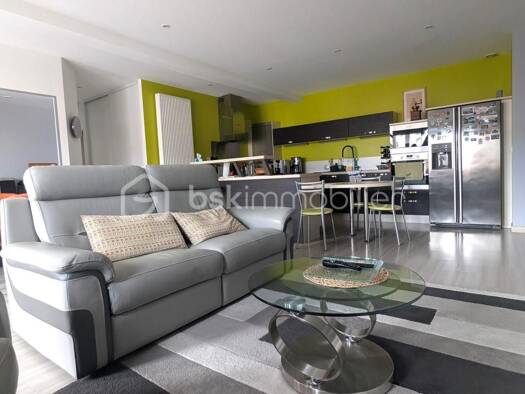 Appartement à vendre 228 000 € 4 pièces 3 chambres 103 m² Étage 2/2 Nord Feurs 42110