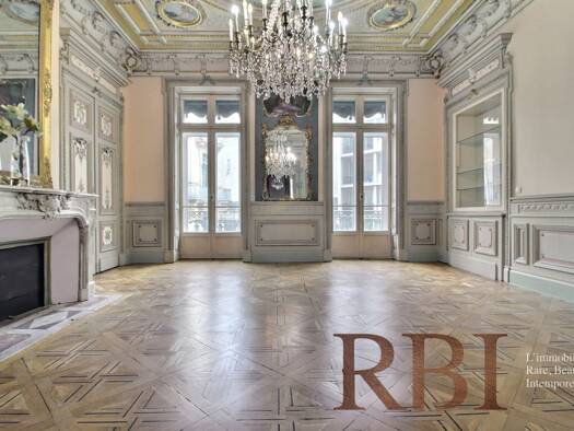 Appartement à vendre 1 100 000 € 5 pièces 3 chambres 222 m² 2ème étage Toulouse 31000