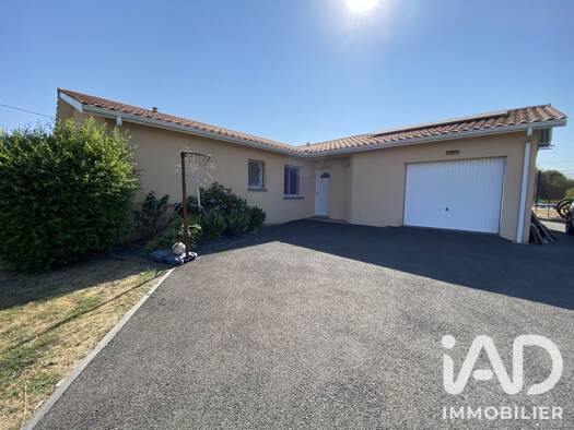 Maison de plain-pied à vendre 397 000 € 6 pièces 5 chambres 128 m² 1 490 m² de terrain Beychac-et-Caillau 33750