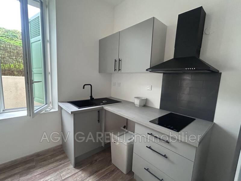 Maison à louer, 22m², TOULON