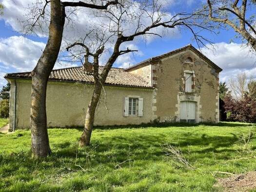 Maison à vendre 199 000 € 3 pièces 2 chambres 127 m² 6 730 m² de terrain Puycasquier 32120