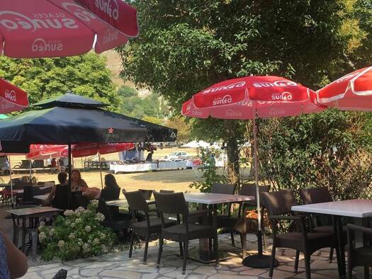 Restauration rapide / Fastfood à vendre Fonds de commerce 56 000 € 54 m² d'espace de restauration Saint-Vallier-de-Thiey 06460